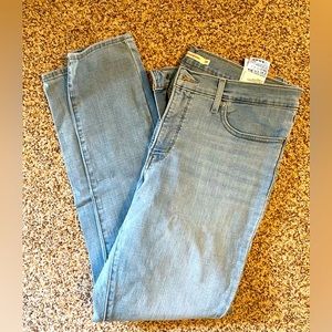 Levi’s 311 Shaping Skinny Jeans 33/30 Worn once